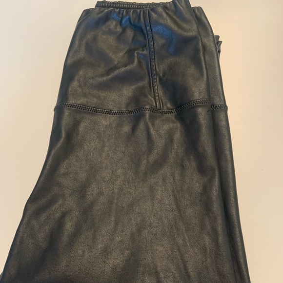 Aritzia Wilfred Daria Pant - Picture 2 of 4